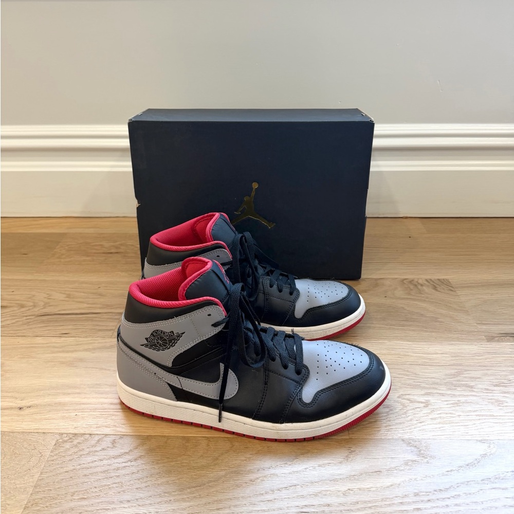 Nike Air Jordan 1 Mid Bred Shadow Black Wolf Grey Red Shoes Mens Size 10